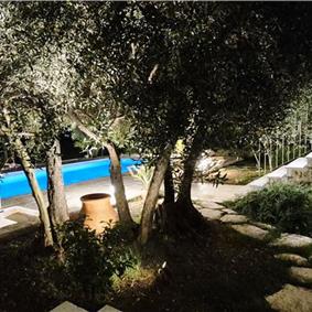 4 bedroom villa with pool and sea views, Kumbor, sleeps 8-10